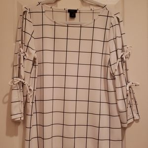 ANN TAYLOR TIE SLEEVE TOP